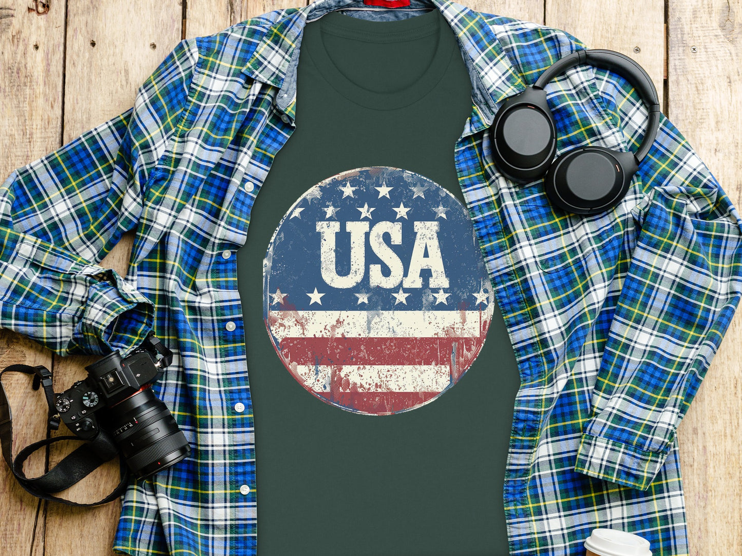 Vintage Style USA Graphic Design T-Shirt product