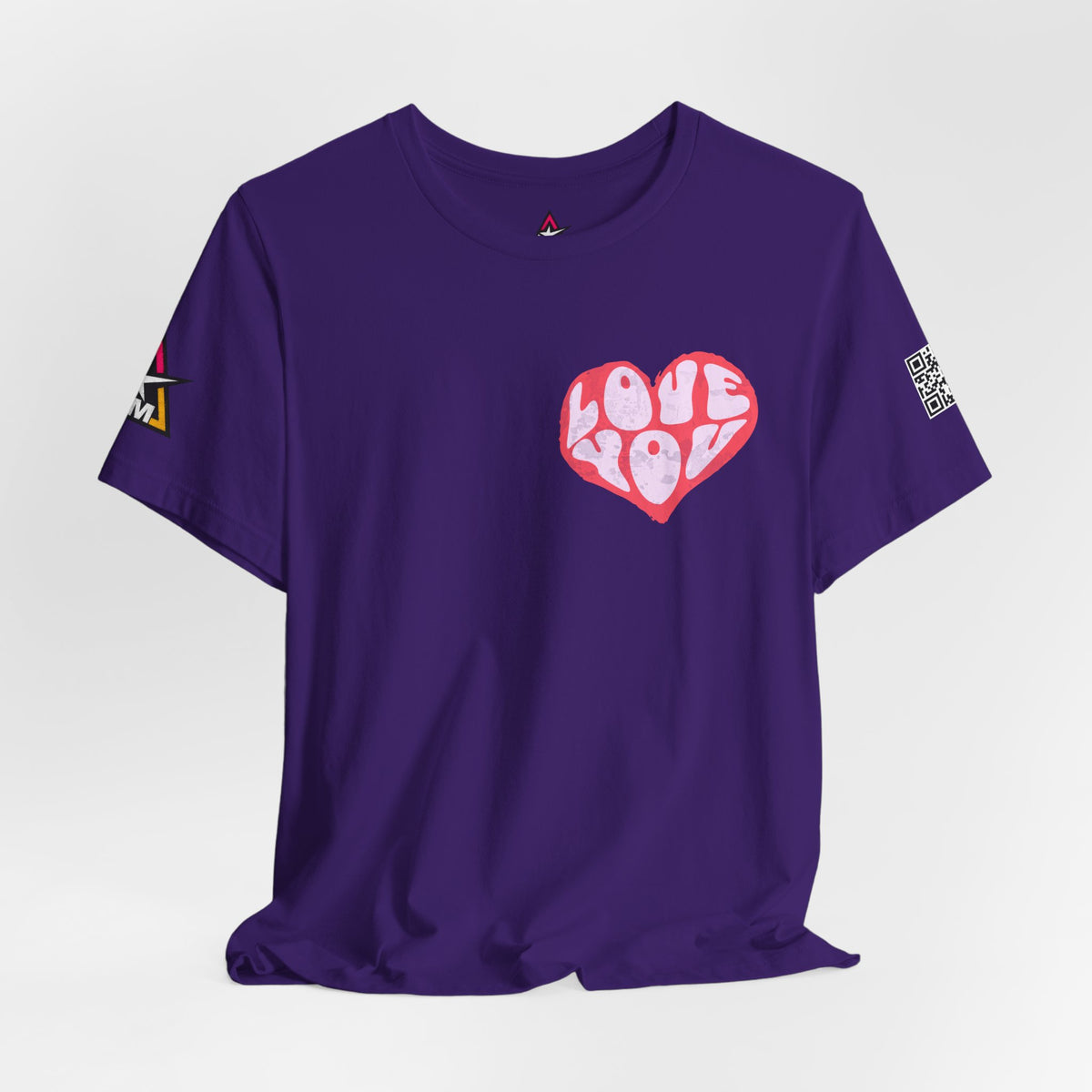 Love You Graphic T-Shirt | Heart Graphic Tee | Cute Retro Streetwear Shirt