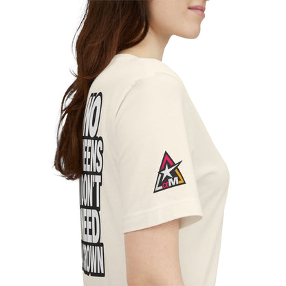 No Queens, I Don’t Need a Crown – Bold Statement Graphic Tee