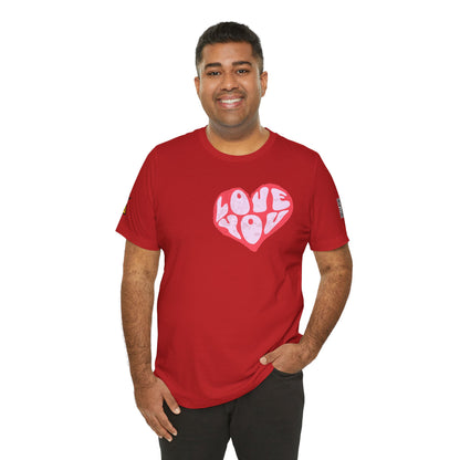 Love You Graphic T-Shirt | Heart Graphic Tee | Cute Retro Streetwear Shirt