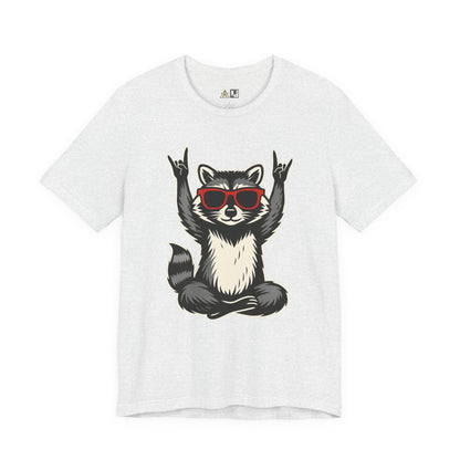 Wild Raccoon Icon Tee – Unisex Streetwear Graphic Tee