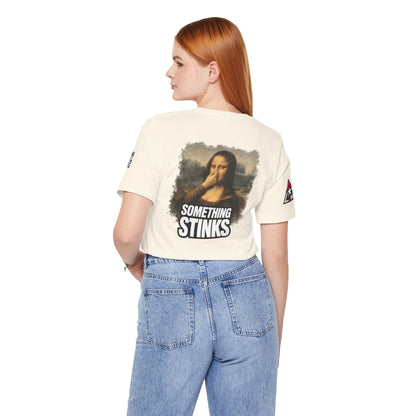 Something Stinks – Funny Mona Lisa Parody Graphic Tee