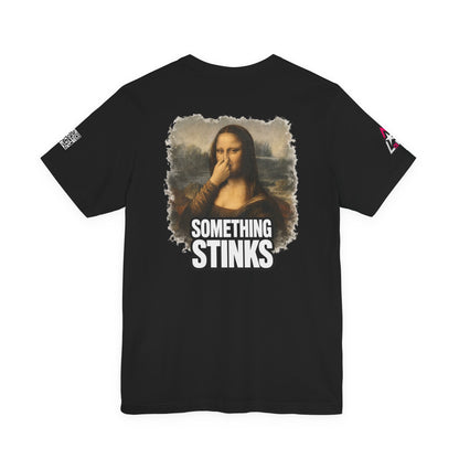 Something Stinks – Funny Mona Lisa Parody Graphic Tee