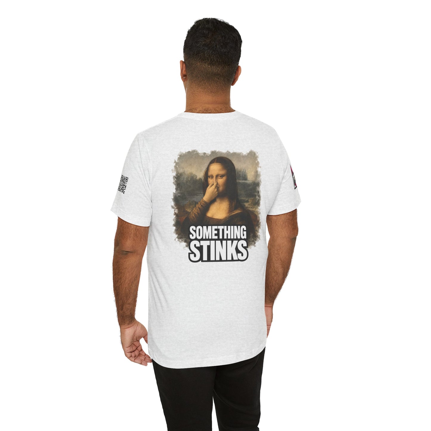 Something Stinks – Funny Mona Lisa Parody Graphic Tee