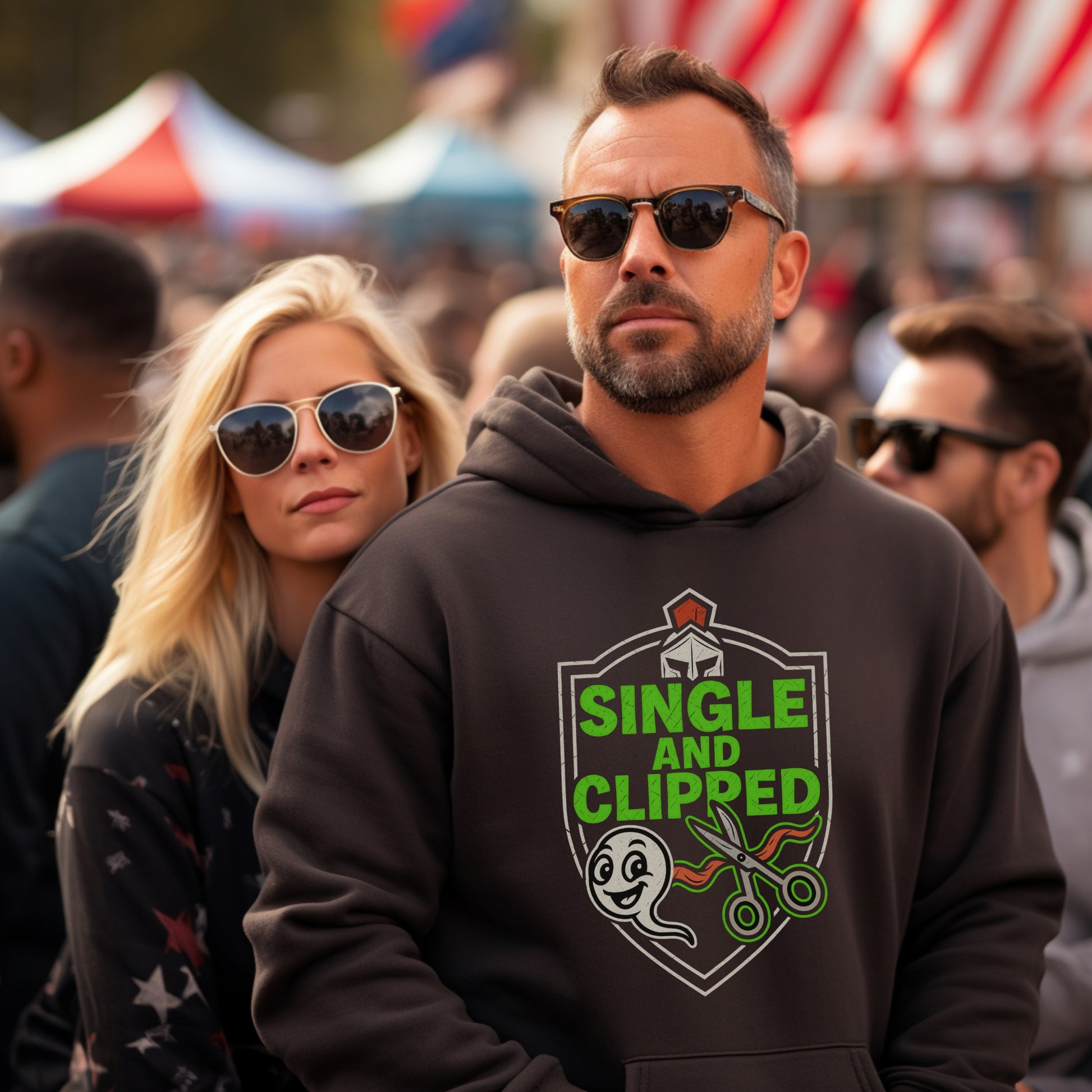 Single and Clipped Hoodie for Trendy Fashion Product