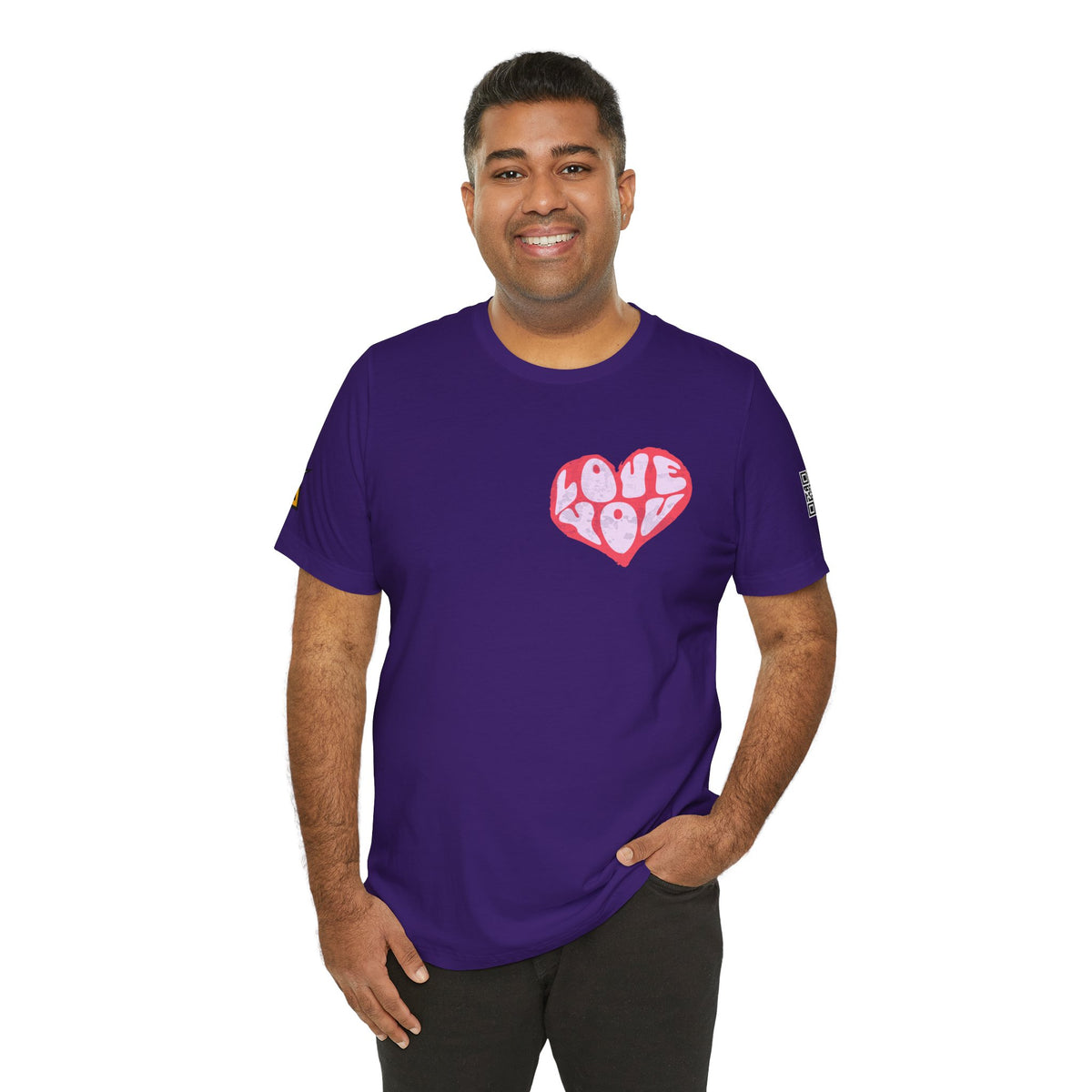 Love You Graphic T-Shirt | Heart Graphic Tee | Cute Retro Streetwear Shirt