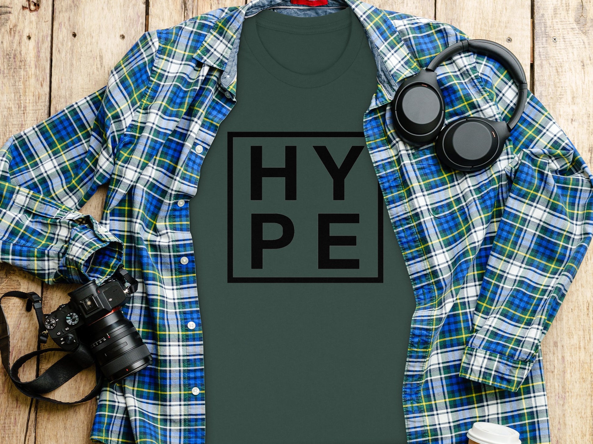 Stylish HYPE Graphic Design Tee for Casual Wear