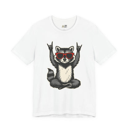 Wild Raccoon Icon Tee – Unisex Streetwear Graphic Tee