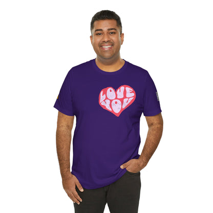 Love You Graphic T-Shirt | Heart Graphic Tee | Cute Retro Streetwear Shirt