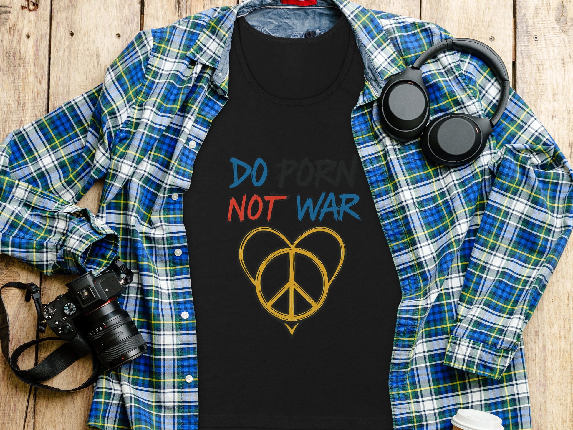 Do Porn Not War Graphic Black T-shirt product