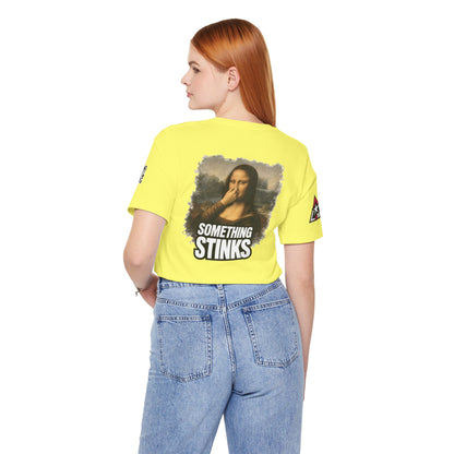 Something Stinks – Funny Mona Lisa Parody Graphic Tee