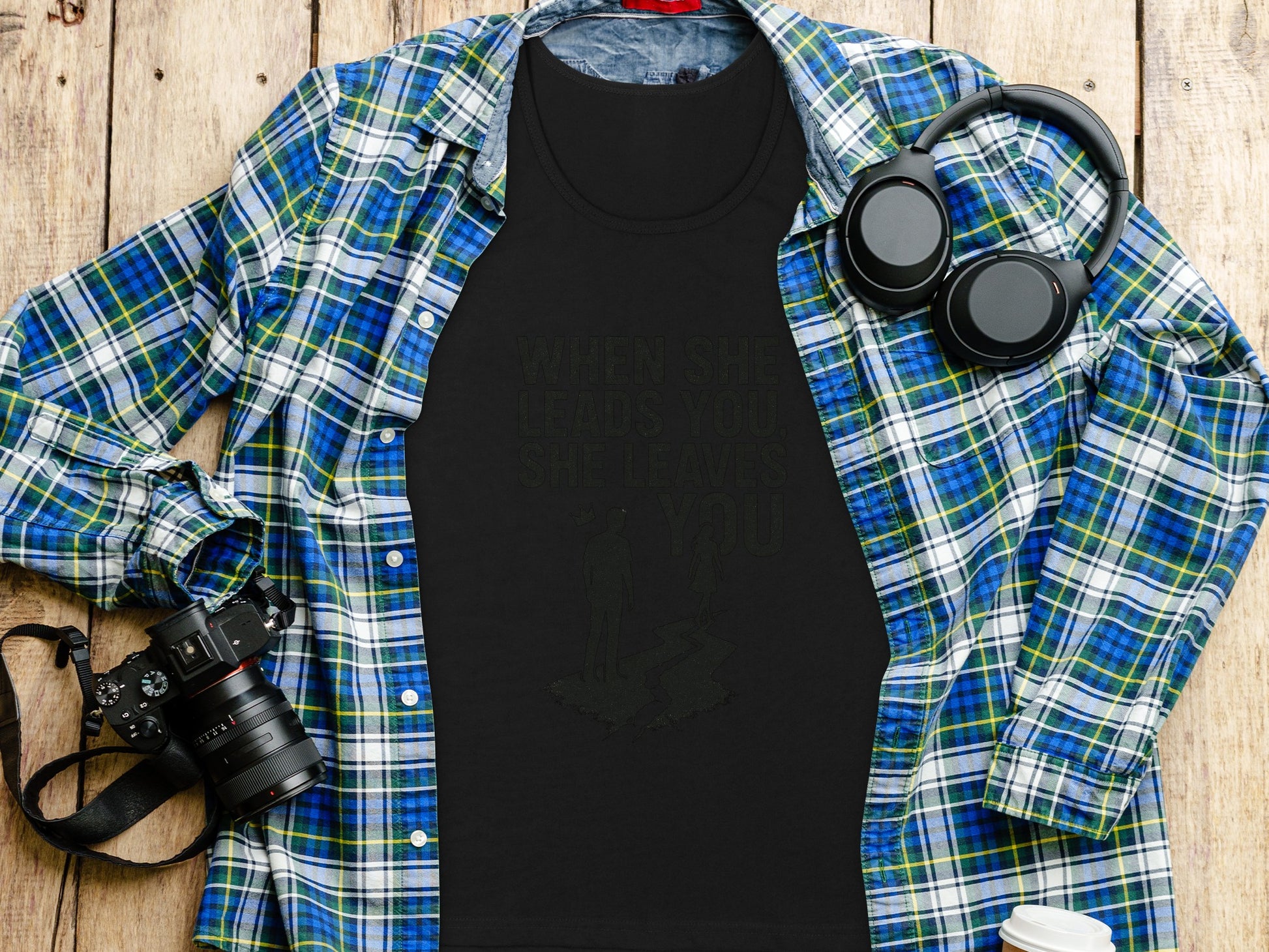 When She Reads You She Leaves You T-shirt product type