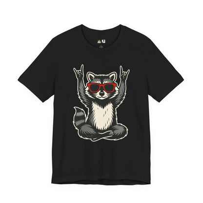 Wild Raccoon Icon Tee – Unisex Streetwear Graphic Tee