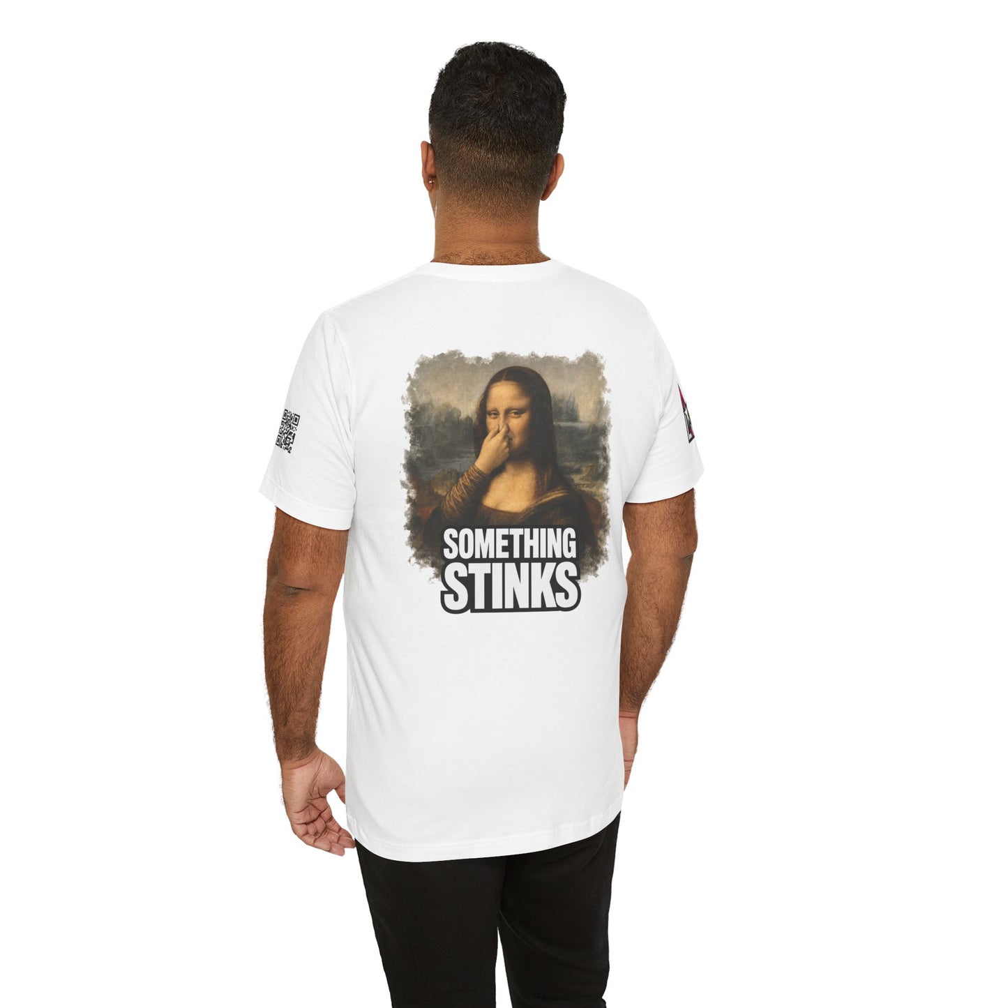 Something Stinks – Funny Mona Lisa Parody Graphic Tee