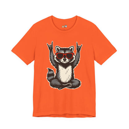 Wild Raccoon Icon Tee – Unisex Streetwear Graphic Tee
