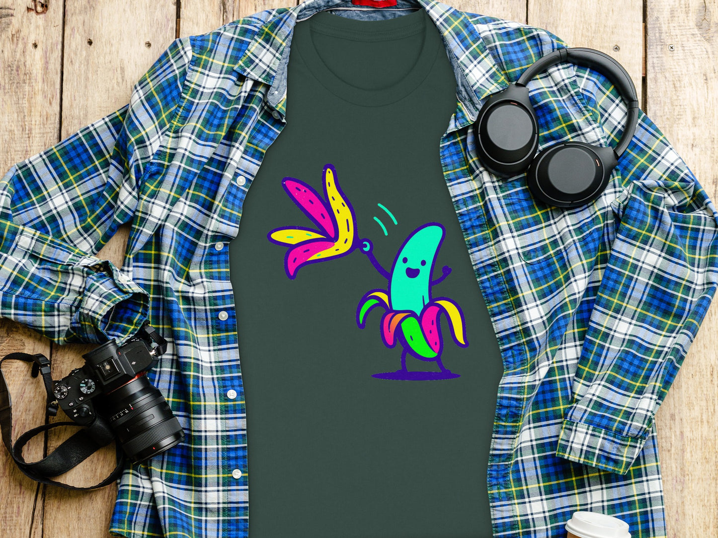 Funny Dancing Banana and Pickle Graphic T-Shirt