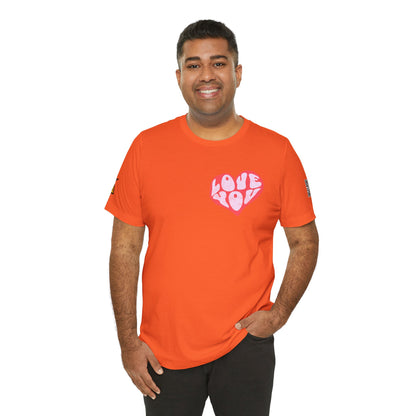 Love You Graphic T-Shirt | Heart Graphic Tee | Cute Retro Streetwear Shirt