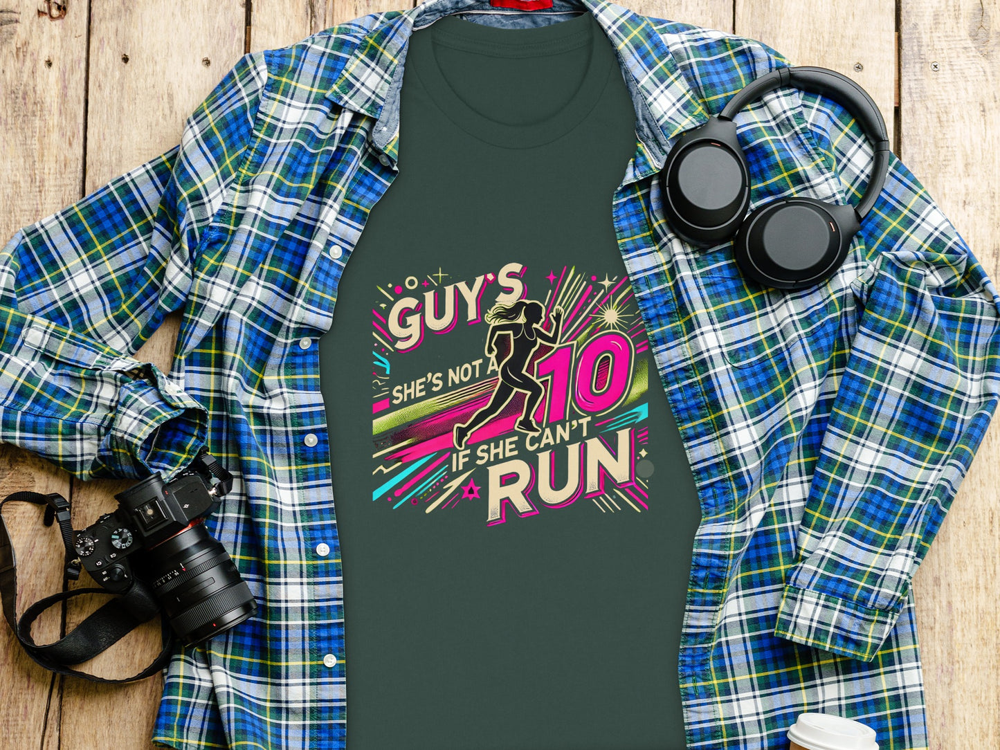 Unique Guys She's Not a 10 If She Can't Run Shirt product type