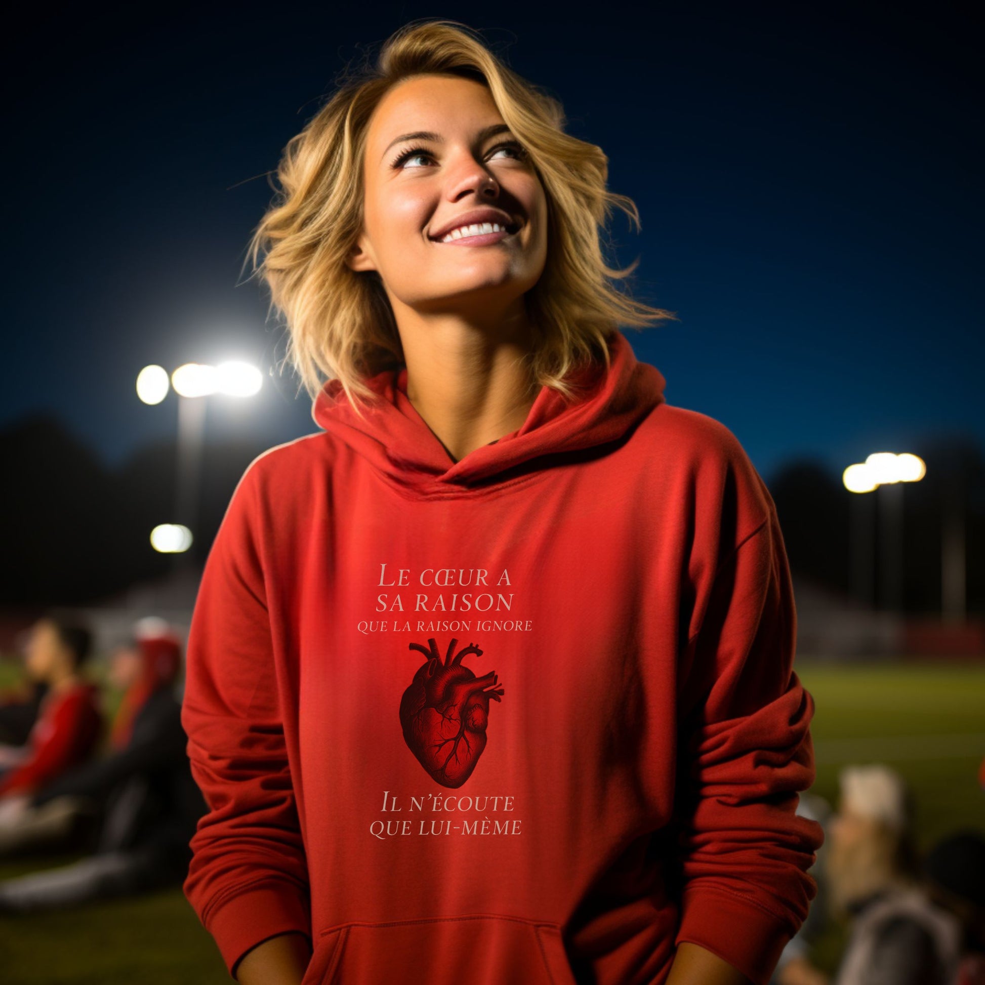 Le Cœur a Sa Raison Que La Raison Ignore Hoodie